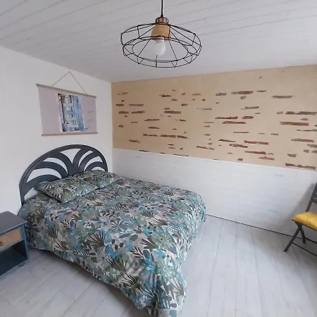 Centre 6 Mn De La A Pied 4 8 Couch Holiday home *